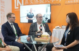 ��ꑿ�˼��Stefan Mencke&Leslie Andrew Twine�����С�����̓����(sh��)��һ�w��������I(l��ng)�����̼��g(sh��)��Q����